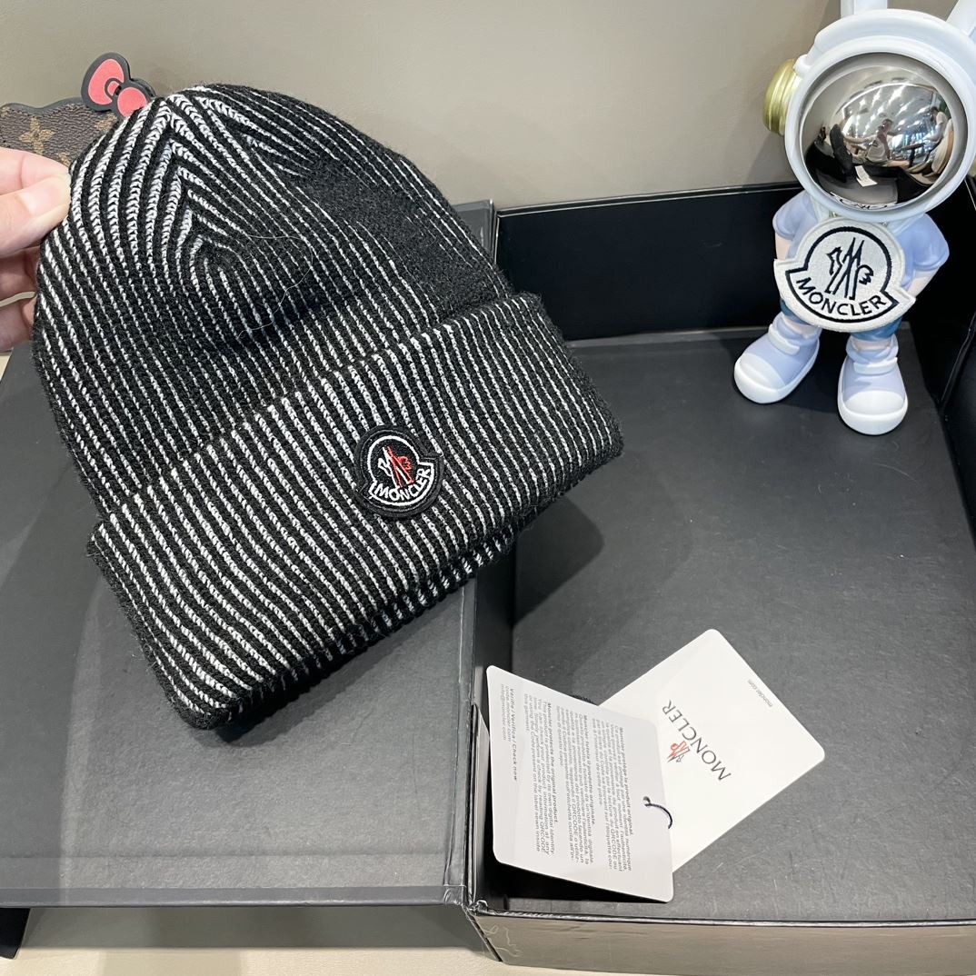 Moncler Caps